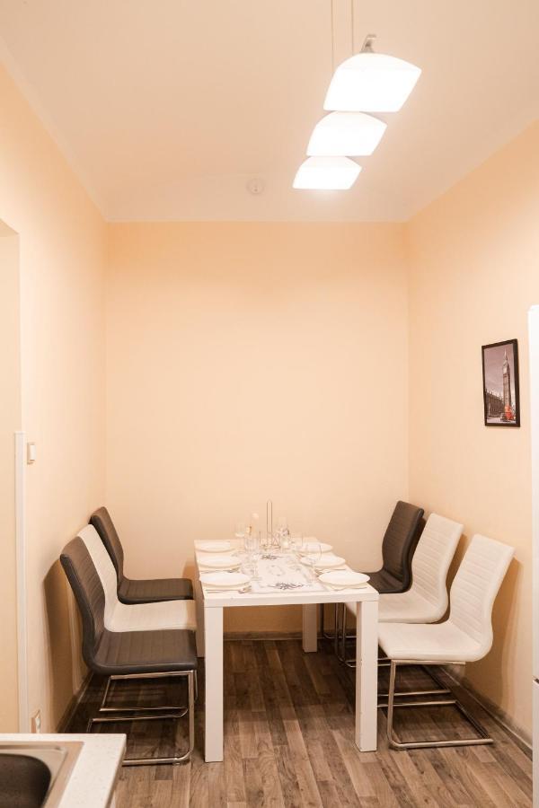Helen Homestay Vaclavske Namesti Πράγα Εξωτερικό φωτογραφία