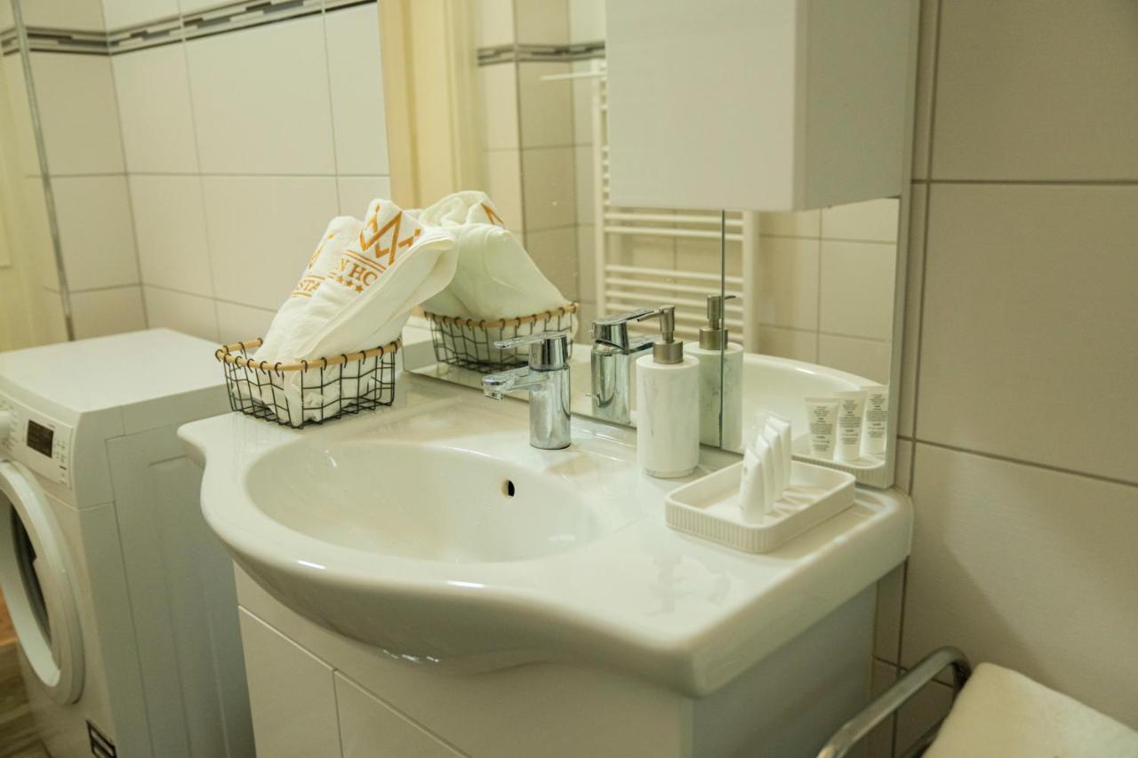 Helen Homestay Vaclavske Namesti Πράγα Εξωτερικό φωτογραφία
