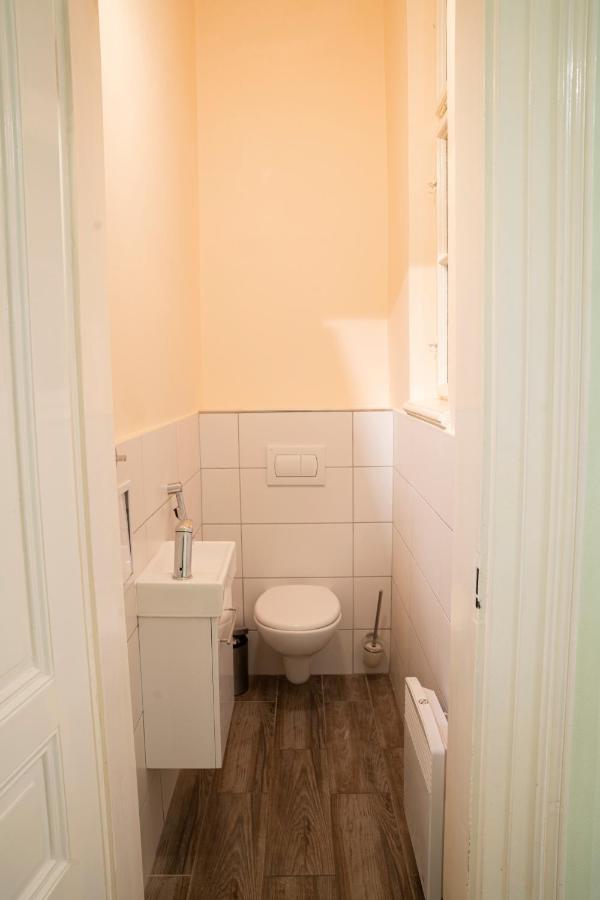 Helen Homestay Vaclavske Namesti Πράγα Εξωτερικό φωτογραφία